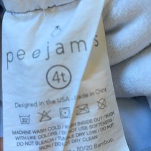 Peejamas